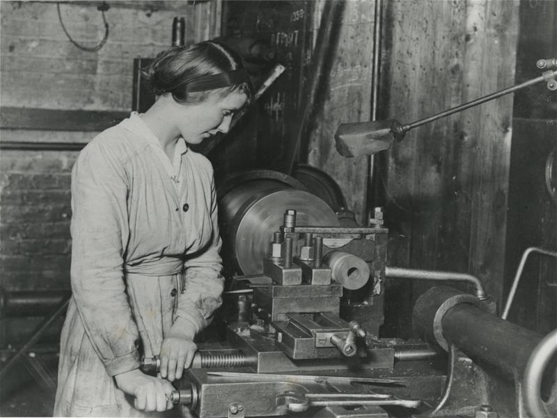 Heaton works lathe operator c1917